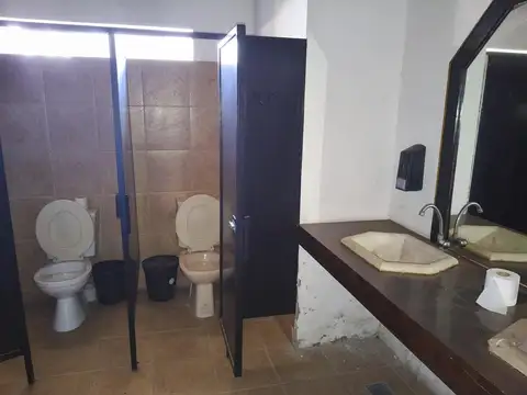 Edificio Comercial en Las Heras