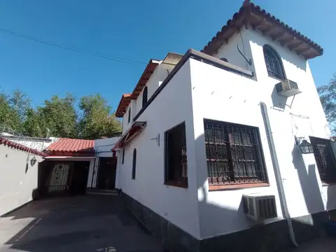 Casa en Venta en Godoy Cruz, USD 185.000
