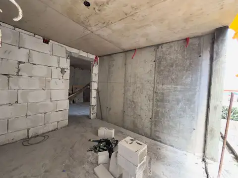 APARTAMENTO DUPLEX CON PARRILLA EN 3 CRUCES