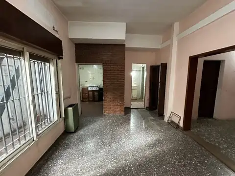 Depto Tipo Casa en Venta en Lomas Del Mirador, USD 82.000