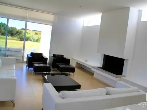 Casa en Venta en Manantiales, USD 3.250.000