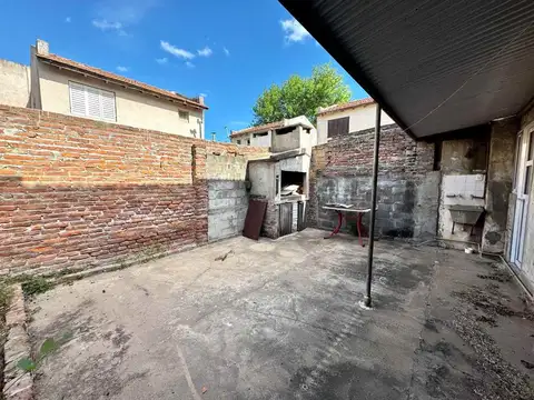 CASA EN VENTA EN PERGAMINO