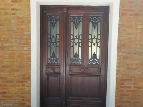 Av. Juan Domingo Peron 2500