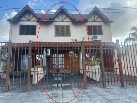 TRIPLEX EN EL PALOMAR. ALQUILER