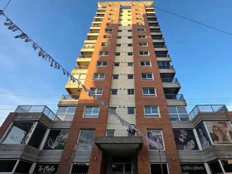 San Juan 100, Piso 6