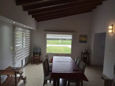 Casa en Venta en Country El Paraíso, USD 83.000