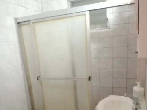 Casa en Alquiler en Burzaco, $ 850.000