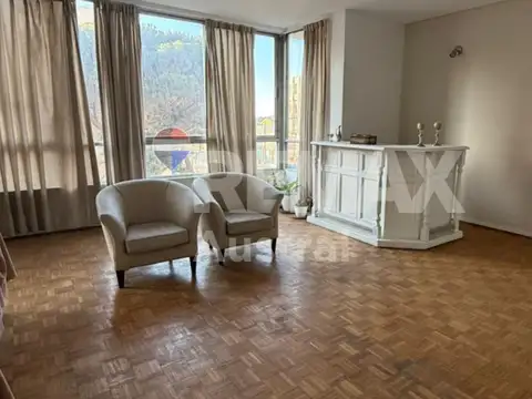 Departamento en Venta de 6 ambientes