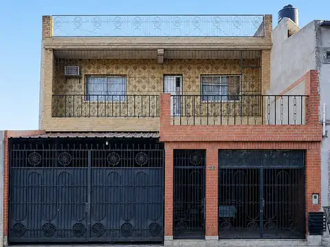 VENTA CASA 5 DORM-PARA USO COMERCIAL O RESIDENSIAL