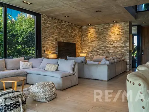 Casa en Venta de 5 dormitorios