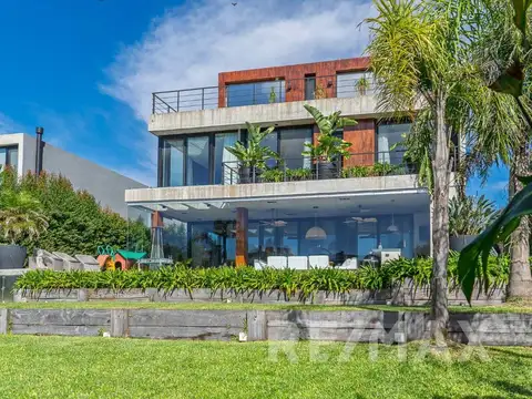 Venta casa 9 ambientes en El Yacht Nordelta