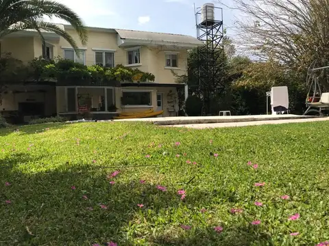 Casa en Venta en Barrio Cube, USD 190.000