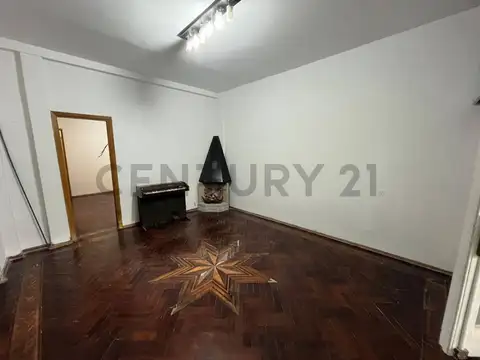 Cucha Cucha 2300, Piso 0