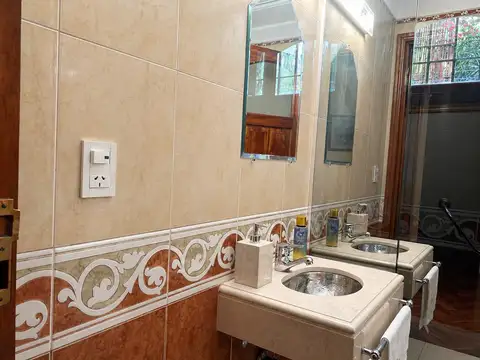 Casa en Venta de 5 dormitorios
