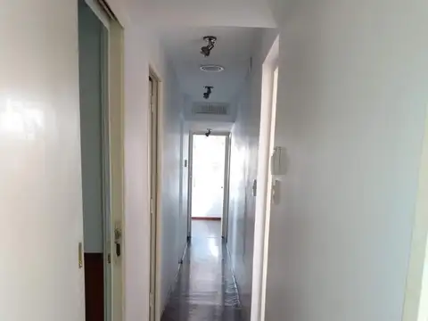 Casa en Alquiler en Republica De La Sexta, $ 650.000