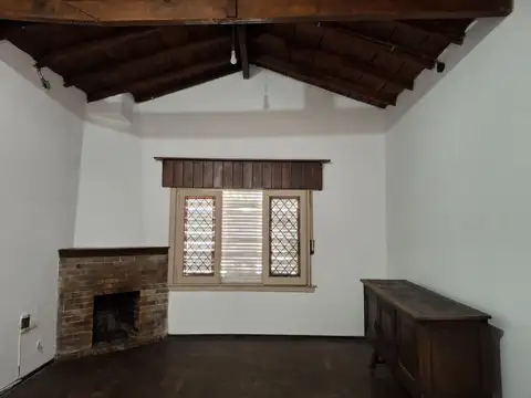 Casa en alquiler en Acassuso Santa Fe  /  Fleming