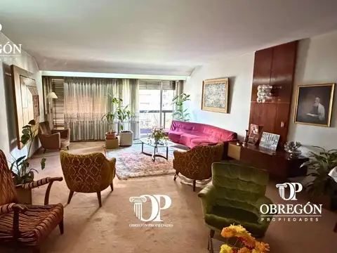 Venta Piso de 250 m² en Palermo Chico – Piso 7 con Cochera y Bauleras a Refaccionar