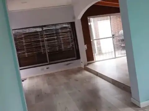 SE ALQUILA QUINTA EN GONZALEZ CATAN