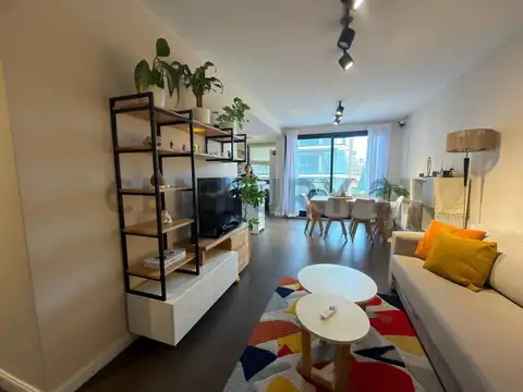 VENTA SEMIPISO 3 AMBIENTES CON BALCON AL FRENTE