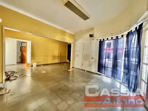 Depto Tipo Casa en Venta de 5 ambientes