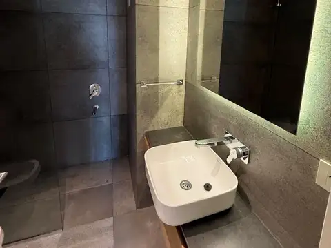 Departamento en Alquiler con 1 cocheras