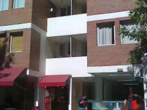 NVA CBA ITUZAINGO 700 1 DORMITORIO - 1 BAÑO -  BALCON - 1º P