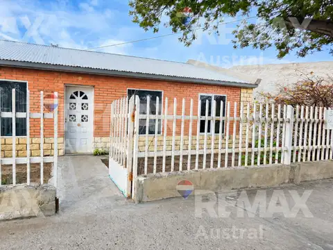 CASA DE 3 DORMITORIOS EN VENTA EN RADA TILLY
