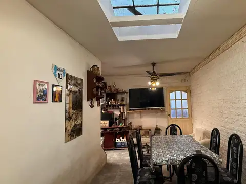 Depto Tipo Casa en Venta 40 años