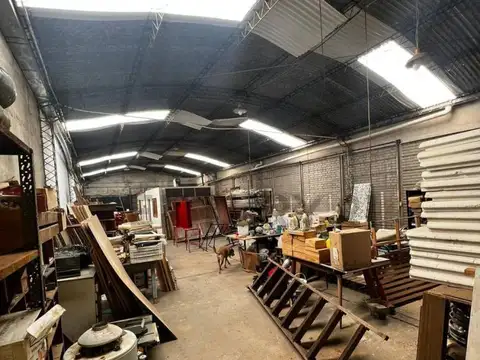 Galpon en Venta 8,66  mts Frente