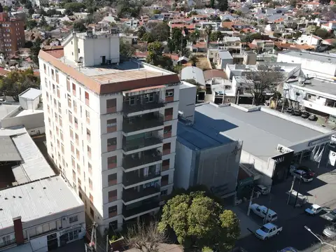Av. Reyes Católicos Al 1500