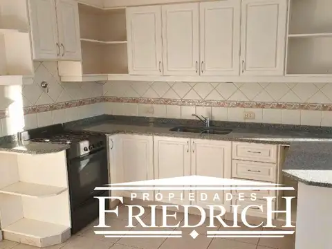 Casa en Alquiler de 4 dormitorios