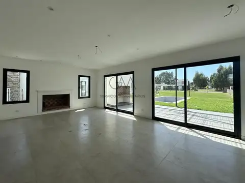 Casa en Venta en Plaza Mitre, USD 280.000