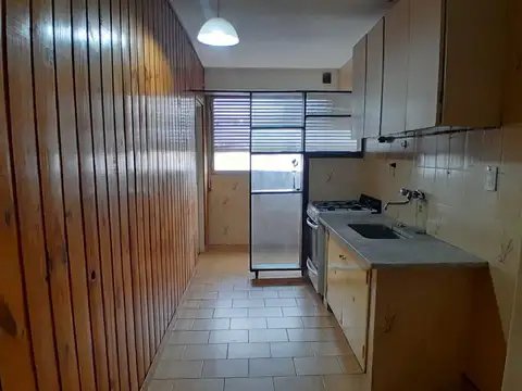 Departamento 3 ambientes con 2 baños