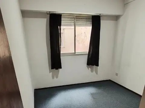 Departamento en Alquiler en Republica De La Sexta, $ 350.000