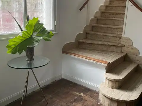 Oficina 4 ambientes con 2 baños