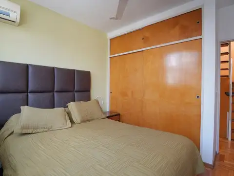 Depto Tipo Casa en Venta con 1 cocheras