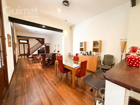Casa en Venta con 1 cochera