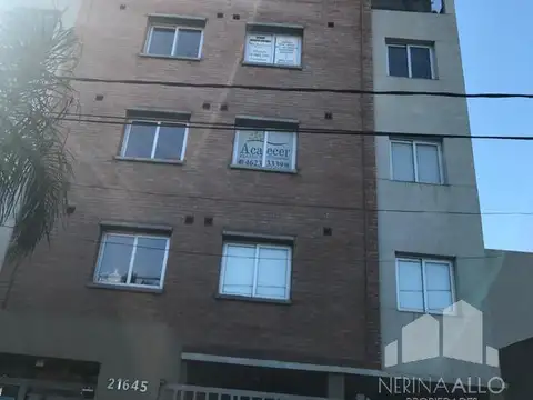 Oficina en Alquiler en Ituzaingo, $ 600.000