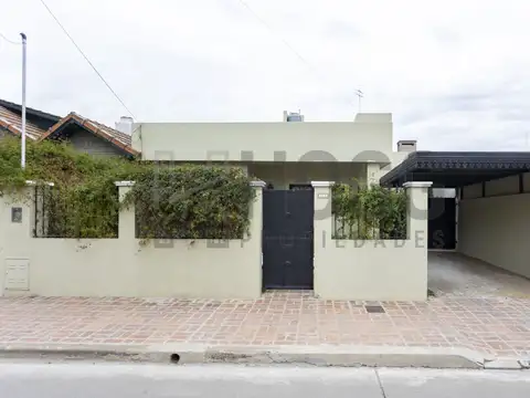 Casa en Venta en San Antonio De Areco, USD 290.000
