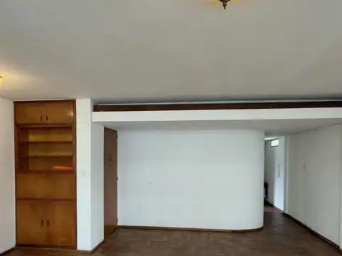 Departamento 6 ambientes con 2 baños
