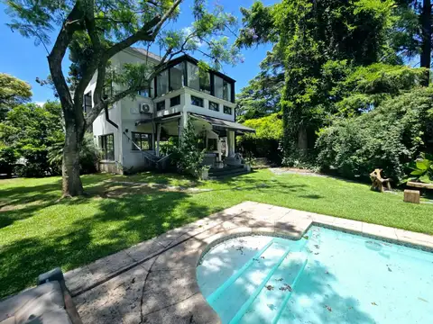 CASA EN VENTA EN EL BARRANCO - PILAR