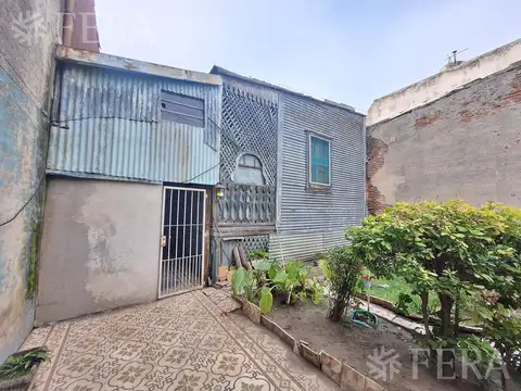 Venta de Casa a refaccionar en Avellaneda