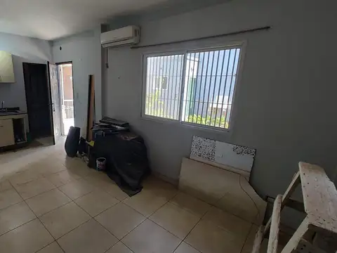 Depto Tipo Casa en Alquiler de Monoambiente
