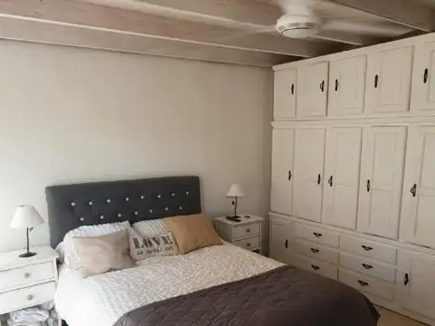Casa 2 ambientes con 1 baño
