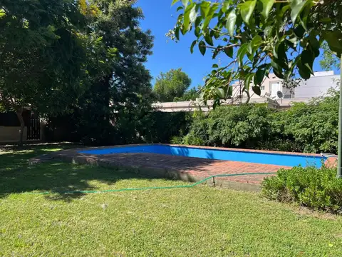 CASA EN VENTA APTA A CREDITO A  METROS AV RECTA MARTINOLLI