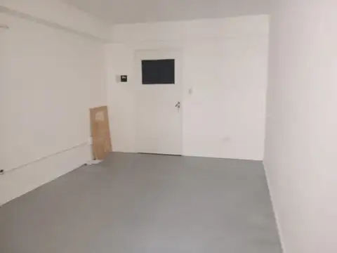 Lavalle 2300, Piso 4