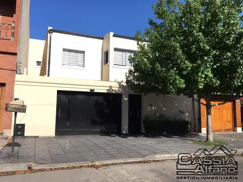 Casa en Venta en Banfield, USD 239.000