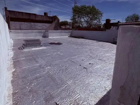 Casa en Alquiler en Lanus, $ 1.000.000