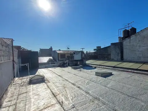 Casa 6 ambientes con 3 baños
