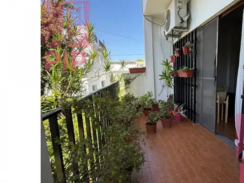 Depto Tipo Casa en Venta de 3 dormitorios